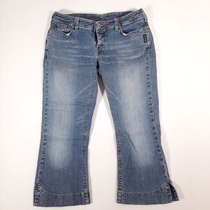 Silver Capri Jeans Size 31 Stretch Denim Low-Rise Tailored Hem Slits Faded Wash